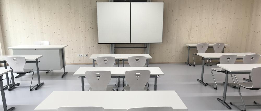 Ganz in Weiß: Ein Klassenzimmer an der 40. Grundschule in Schöneberg.