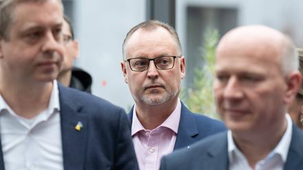 In der zweiten Reihe. Falko Liecke (CDU, Mitte).