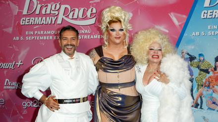 Die Jury der ersten Staffel (v.l.n.r.): Gianni Jovanovic, Barbie Breakout und Dianne Brill.