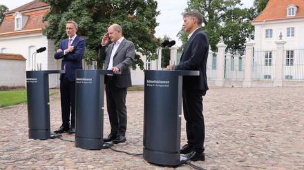 Zum Ende der parlamentarischen Sommerpause fällt sie nun in einer weiteren Befragung auf den tiefsten Wert seit der Bundestagswahl vor zwei Jahren.