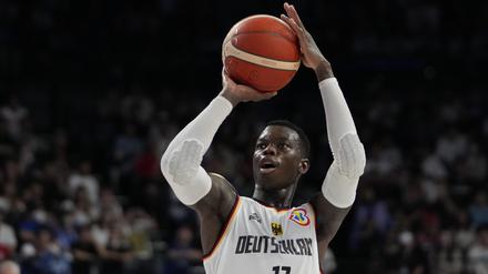 Wieder überragend. Dennis Schröder steuerte 24 Punkte zum Sieg der Deutschen bei.