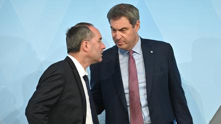 Bayerns Ministerpräsident Markus Söder (CSU) und sein Vize Hubert Aiwanger (Freie Wähler).