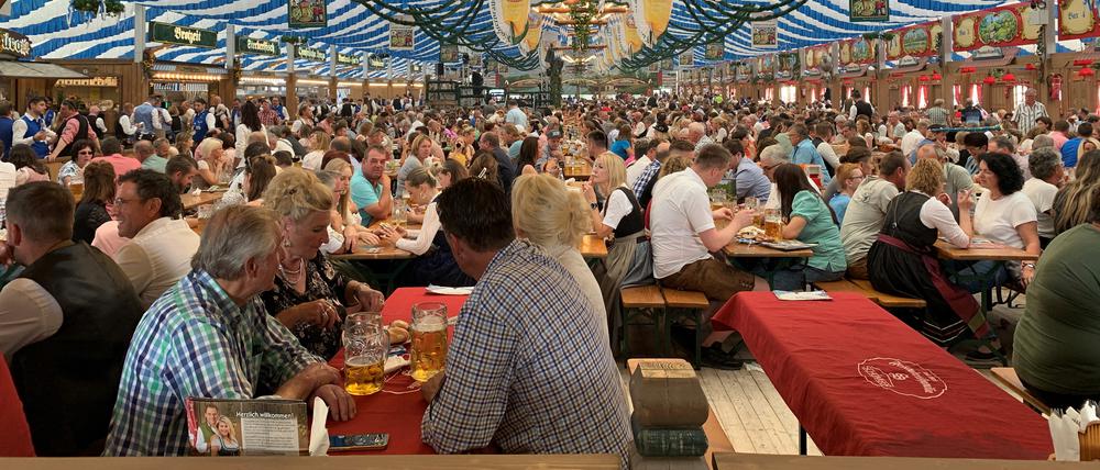 Gillamoos - hier müssen politische Redner erst einmal bestehen können.