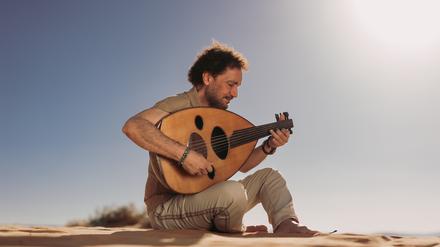 Oud-Virtuose Naseer Shamma ist Kurator des Festivals.