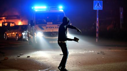 Etwa 100 Personen sollen an den nächtlichen Krawallen beteiligt gewesen sein.