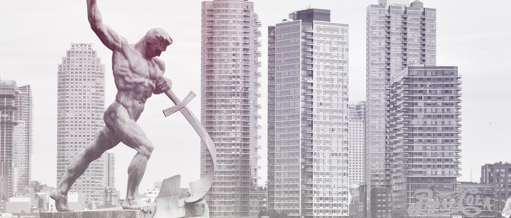 Das Denkmal „Schwerter zu Pflugscharen“ vor dem UN-Hauptquartier in New York.