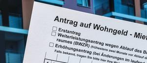 Bereits jetzt müssen Berliner monatelang auf die Bearbeitung von Wohngeldanträgen warten.   
