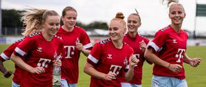 In der kommenden Saison soll es beim 1. FC Köln mehr zu lachen geben.