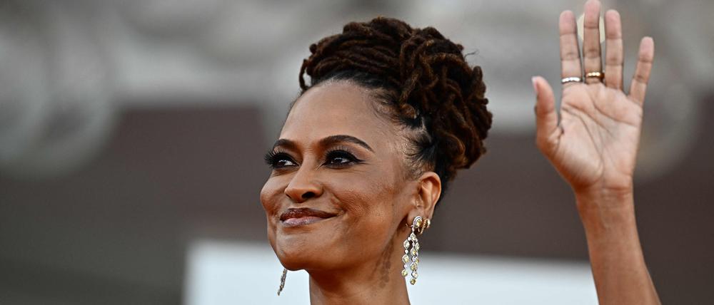 Die Regisseurin Ava DuVernay ist mit ihrem Film „Origin“ als erste schwarze Filmemacherin in den Venedig-Wettbewerb eingeladen.