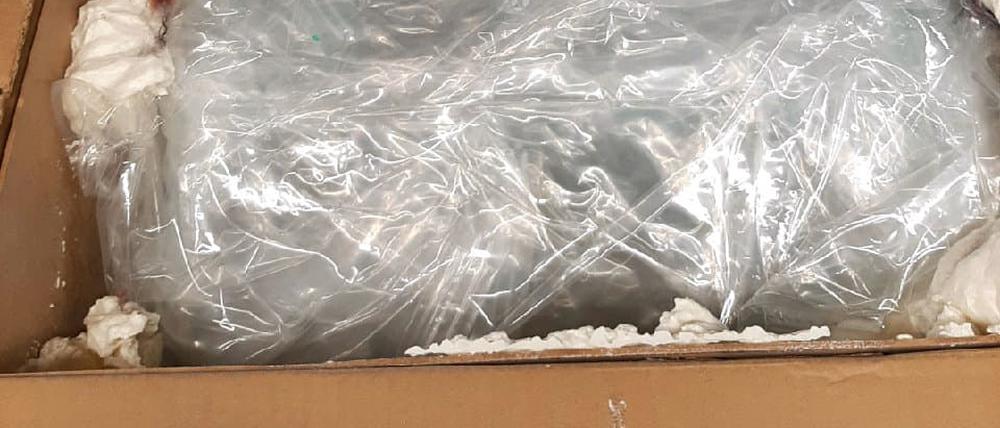 Der Zoll in Heilbronn hat 50 Kilogramm Marihuana mit einem Straßenverkaufswert von etwa 500.000 Euro aus Postsendungen sichergestellt.