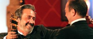 Der Regisseur Helmut Dietl (links) 1997 mit dem Produzenten Bernd Eichinger. Fünf Jahre später initiierten die beiden zusammen mit Ulrich Felsberg die Gründung der Deutschen Filmakademie.