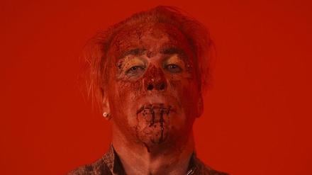 Screenshot des Videos von „Zunge“.