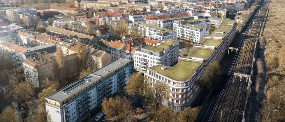 Das Projekt „Staytion – Forum Pankow“ liegt zwischen den S-Bahnhöfen Pankow und Pankow-Heinersdorf. Die Grafik zeigt eine frühere Planung, die aktuell überarbeitet wird.