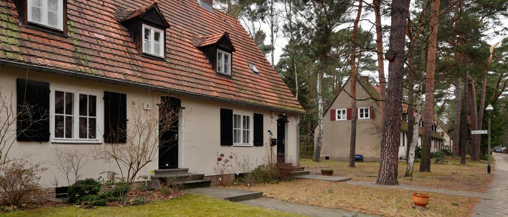 23.01.2015, Berlin, Deutschland - Waldsiedlung Krumme Lanke in Berlin-Zehlendorf. 00P150123D005CARO.JPG