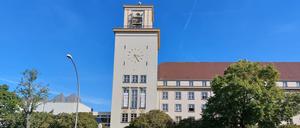 Neue Mitte Tempelhof, Rathaus, Polizei, Schwimmbad, Stadtbücherei, Foto: Frank Jansen
