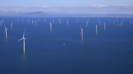 Ein Offshore-Windpark an der Küste von Blackpool. 