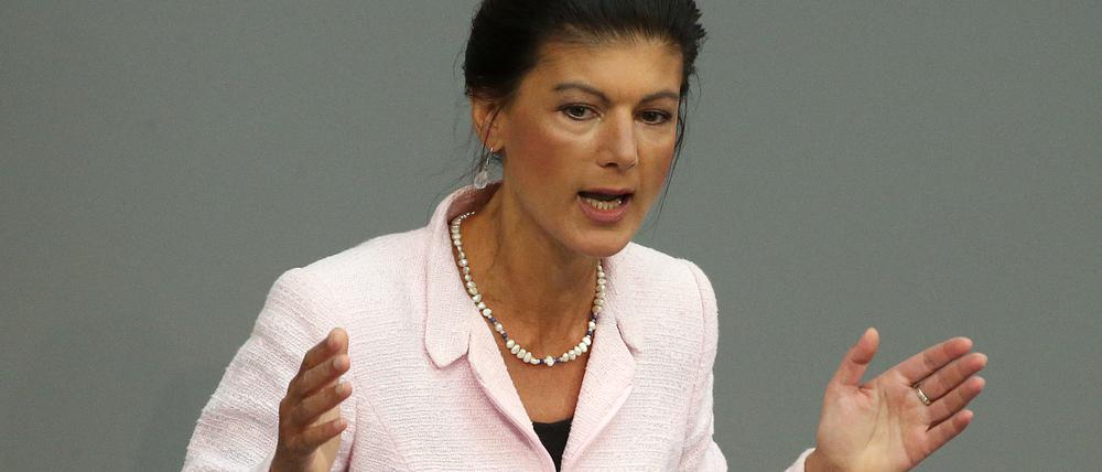 Sahra Wagenknecht sagt: „Viele fühlen sich von keiner Partei mehr vertreten und wählen aus Verzweiflung AfD. Ich fände es gut, wenn diese Menschen wieder eine seriöse Adresse hätten.“