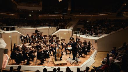 Das Kyiv Symphony Orchestra am 10.9.2023 im Kammermusiksaal der Berliner Philharmonie.
