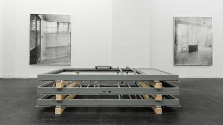 Blick in die Ausstellung von Bastian Gehbauer in der Hoto Galerie.