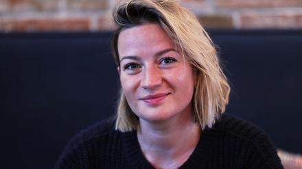 Die Schauspielerin Nina Gummich ist für den Deutschen Fernsehpreis nominiert.