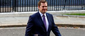 Britischer Staatsminister für Migration, Robert Jenrick.