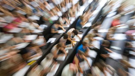 In Berlin und Brandenburg hat rund ein Viertel der Studenten bislang keinen Antrag auf die 200 Euro Energiepauschale gestellt. 