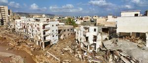 Zerstörte Häuser in der verwüsteten Hafenstadt Darna. Nach dem verheerenden Unwetter in Libyen wird das Ausmaß der Zerstörung nun sichtbar.