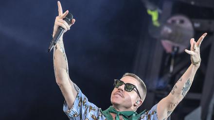 Entertainment Musik, Lollapalooza Berlin 10.09.2023, xdanx, Entertainment Musik, Lollapalooza Berlin, v.l.Macklemore steht beim Lollapalooza Festival am Berliner Olympiastadion auf der Bühne. Die 7. Ausgabe des Musikfestivals in Berlin findet vom 09..09.2023 - 10.09.2023 statt. Berlin Olympiastadion Berlin Berlin Deutschland DE *** Entertainment music, lollapalooza berlin 10 09 2023, xdanx, entertainment music, lollapalooza berlin, v l Macklemore performs on stage at lollapalooza festival at berlin olympiastadion The 7 edition of the music festival in Berlin will take place from 09 09 2023 10 09 2023 Berlin Olympiastadion Berlin Berlin Germany EN Copyright: xDanielxLakomskix
more0913