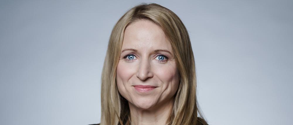 Portrait Daniela Kluckert, Parlamentarische Staatssekretärin im Bundesministerium für für Digitales und Verkehr