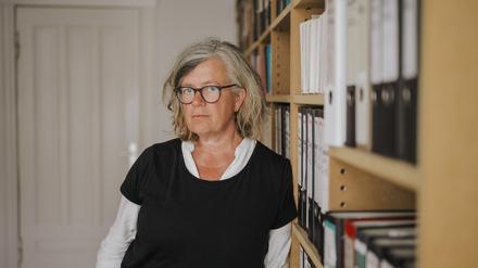 Strafverteidigerin Christina Clemm in ihrer Kanzlei in Berlin.