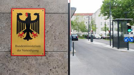 Das Verteidigungsministerium bezeichnet die Briefe als „Fälschungen mit desinformierendem Charakter“. 