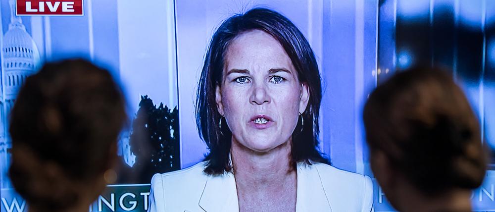 Außenministerin Annalena Baerbock (Grüne) gab dem konservativen Sender „Fox News“ ein Interview unter anderem zur Ukraine.