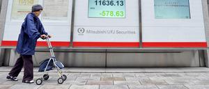 Bei Frauen in Japan beträgt die Lebenserwartung rund 87 Jahre, bei Männern rund 81 Jahre.