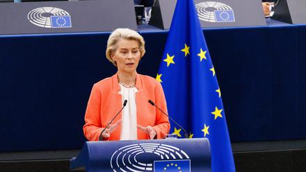 Wenn Ursula von der Leyen Präsidentin der Europäischen Kommission bleibt, wird sie sich nicht mehr auf eine progressive Mehrheit stützen können, sondern muss sich nach den Christdemokraten richten. 