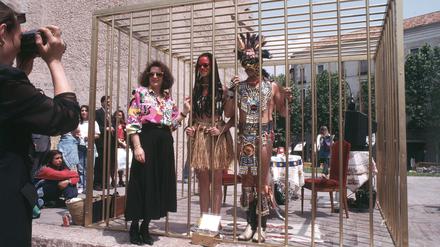 Coco Fusco 10 koda color 002