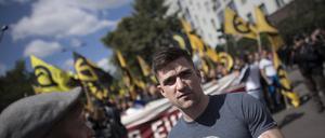 Martin Sellner, Chefideologe der österreichischen Identitären bei einer Demonstration der Bewegung in Berlin 2017.