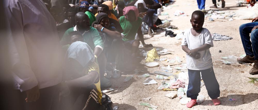 Gestrandete Migranten auf Lampedusa: Die Dauer der Abschiebehaft soll auf 18 Monate verlängert werden.