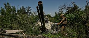 Ein ukrainischer Soldat an der Front im Süden. 