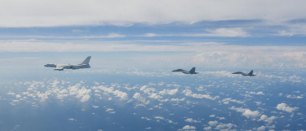 Kampfflugzeuge der chinesischen Volksbefreiungsarmee (PLA) im vergangenen Jahr während Kampfübungen um die Insel Taiwan.