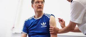 Karl Lauterbach ließ sich am 18.9. erneut impfen.