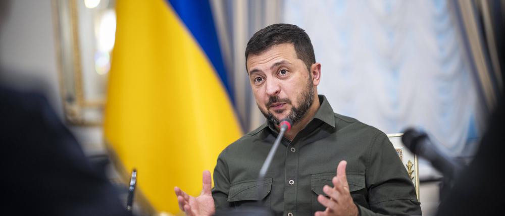 Der ukrainische Präsident Wolodymyr Selenskyj bei einem Besuch von Bundesaußenministerin Annalena Baerbock