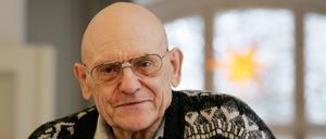 Pfarrer Gottfried Kunzendorf zu seinem 80. Geburtstag im Jahr 2010. Bis ins hohe Alter engagierte er sich für den Bornstedter Friedhof.