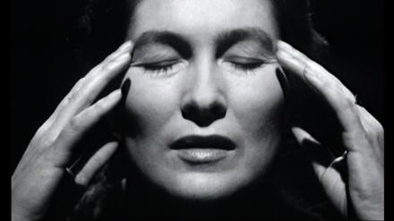 Edith Clever in Hans-Jürgen Syberbergs Film „Die Nacht“ von 1985.