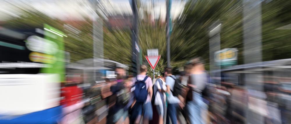 Potsdam will im nächsten Jahr ein 15-Euro-Schülerticket einführen.