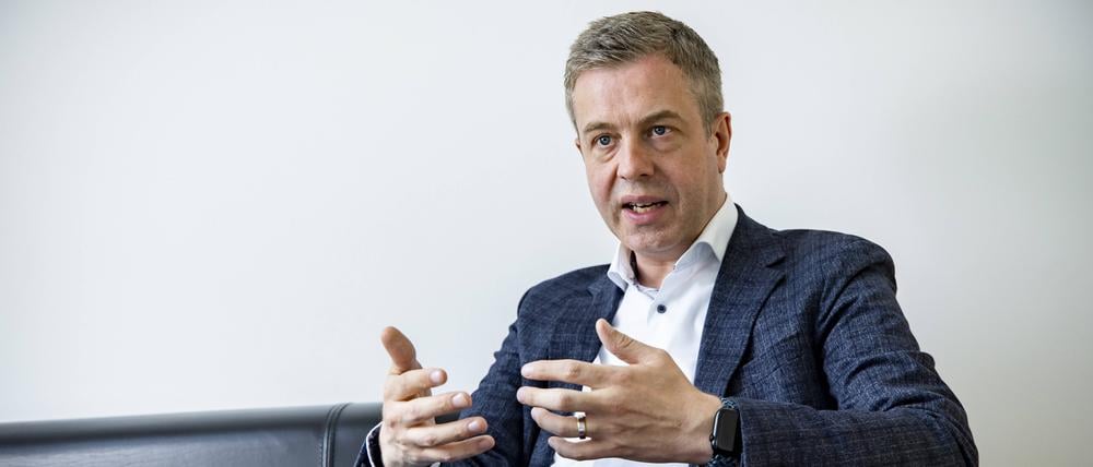 Finanzsenator Evers hat bei der Finanzplanung Zurückhaltung in Aussicht gestellt.