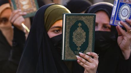 IS-Anhängerinnen im irakischen Mossul.