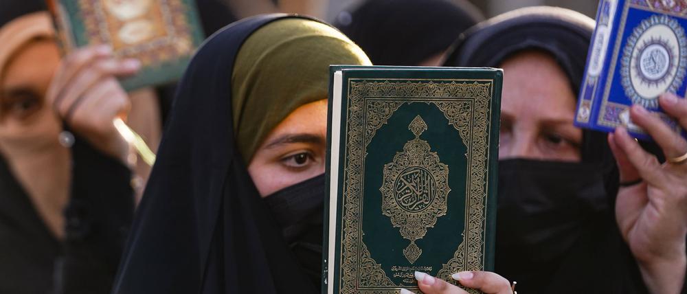 IS-Anhängerinnen im irakischen Mossul.