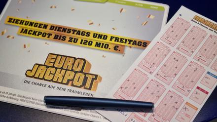 Systemtipp-Treffer in NRW: Bei der Eurojackpot-Ziehung am vergangenen Dienstag (19. September) gewinnt ein Glückspilz aus dem Raum Köln über 66 Millionen Euro. 