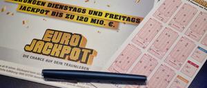Systemtipp-Treffer in NRW: Bei der Eurojackpot-Ziehung am vergangenen Dienstag (19. September) gewinnt ein Glückspilz aus dem Raum Köln über 66 Millionen Euro. 