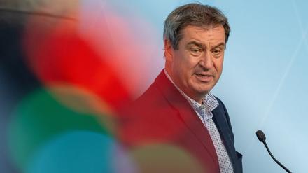 46 Prozent der Befragten stellen Ministerpräsident Markus Söder (CSU) ein schlechtes Zeugnis aus.